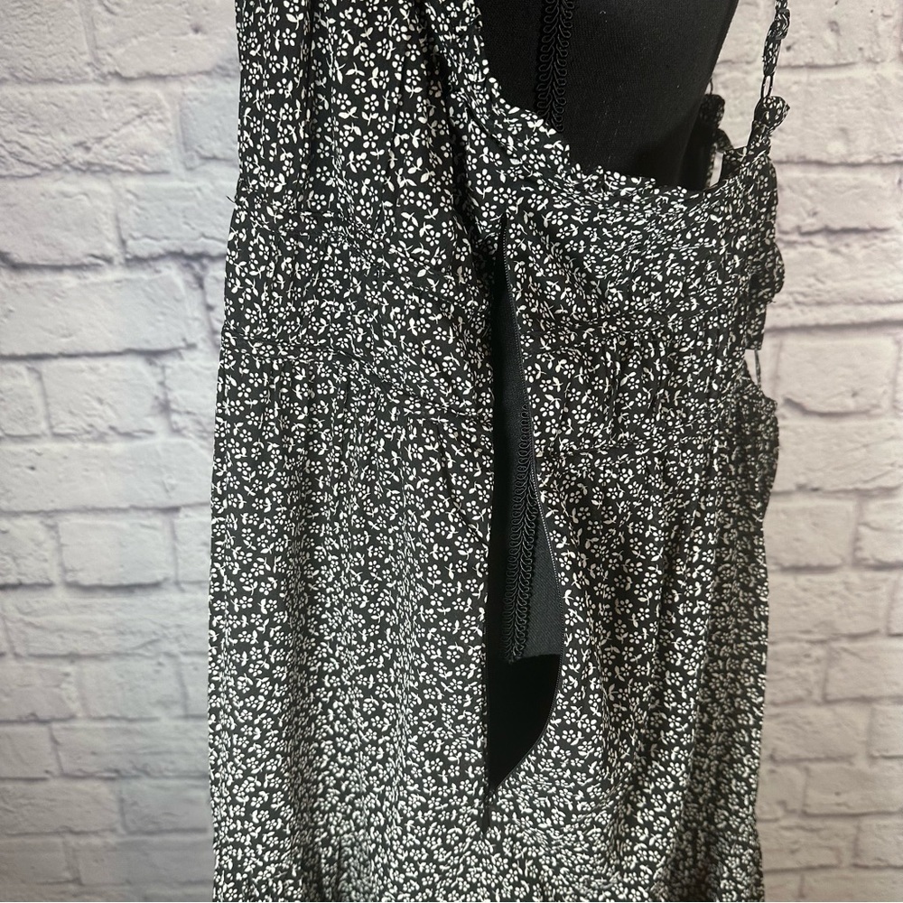 Madewell Plus Sophia Cami Tiered Mini Dress in Micro Daisy Black Size 16W - Picture 5 of 16
